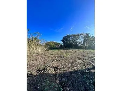 Terrain 655 m² Letaye, Saint-François - CALME PAISIBLE