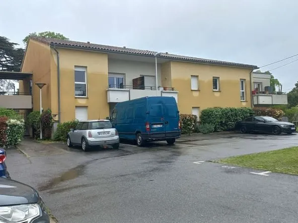 PLACE DE STATIONNEMENT - CUGNAUX