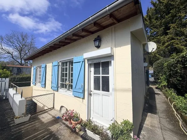 TOURGEVILLE - Maison avec dépendance