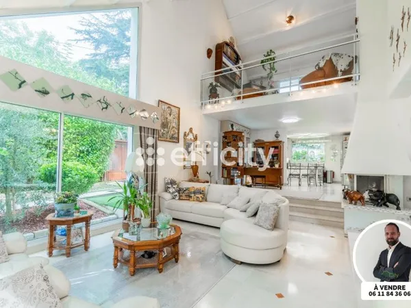 Maison 8 pièces 180 m²