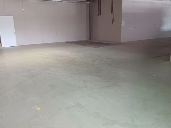 Local stockage dépot 300 m2