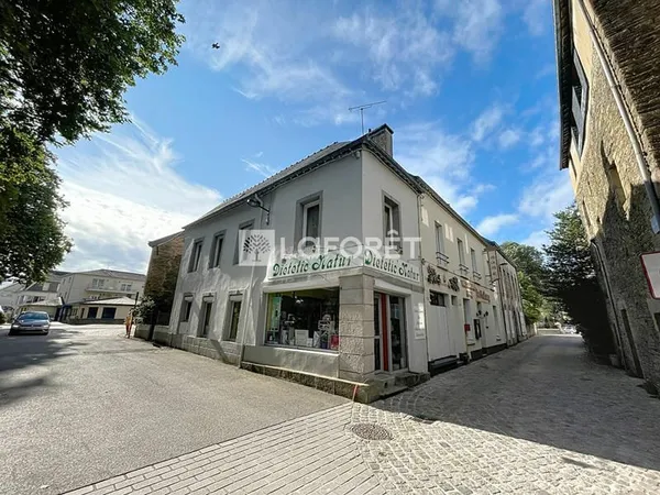 IDEAL INVESTISSEUR : Immeuble centre-ville de Ploërmel 80 m2