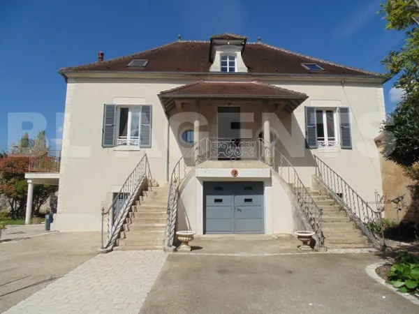 Maison 8 pièces 150 m²
