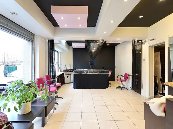 Local commercial Neuilly Plaisance