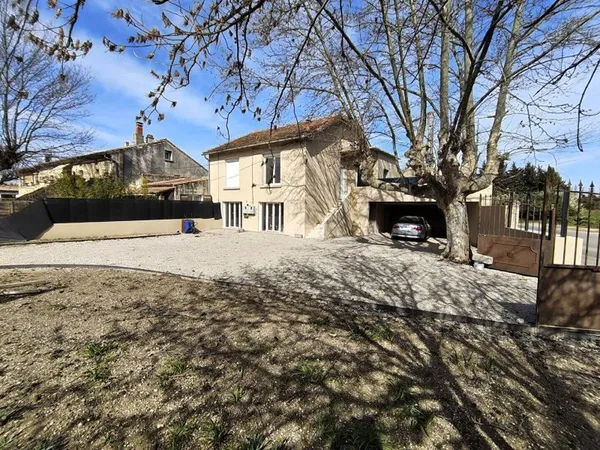 Maison 6 pièces 140 m²