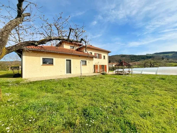 MAISON T6 SAINT-PIERRE-LA-PALUD