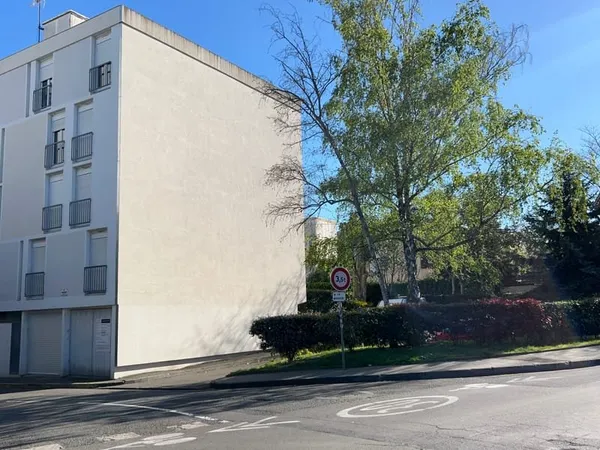 A VENDRE T2 SANS HONORAIRES SECTEUR JOLIMONT-ROSERAIE