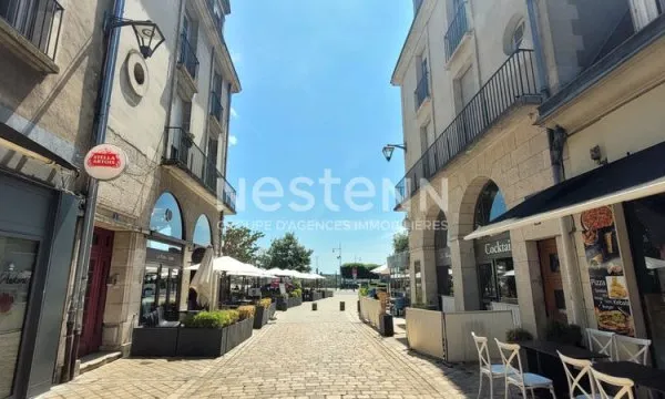 Immeuble mixte à vendre. coeur de Blois, emplacement stratégique entre deux places majeures de la vi