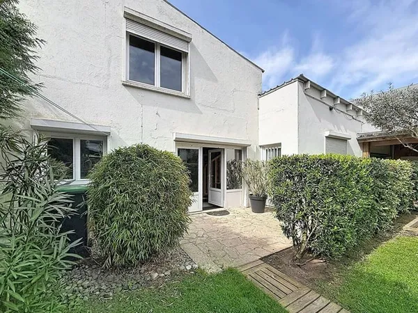 Maison 2 pièces 137 m²