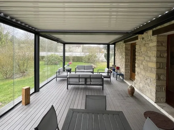 BELLE MAISON EN PIERRE À 3 MIN À PIED DE LA GARE