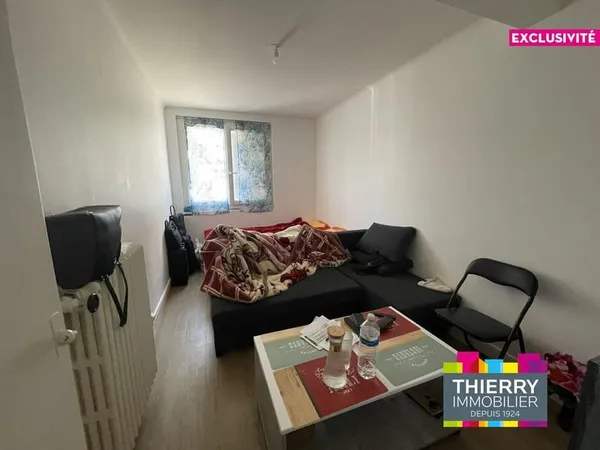 Investissement locatif - Rezé, Place du 8 Mai - studio + cave