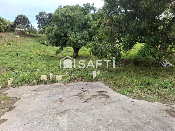 Terrain 626 m² au calme, prêt à bâtir