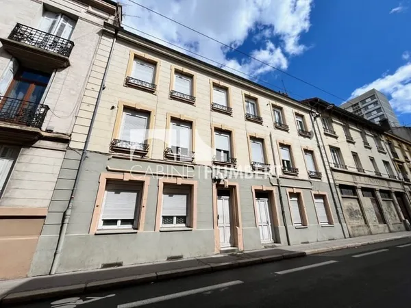 Bien immobilier de rendement Vente Saint-Étienne 26p 560m² 519000€