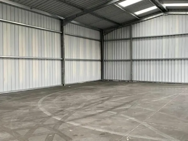 Terrain 300 m²