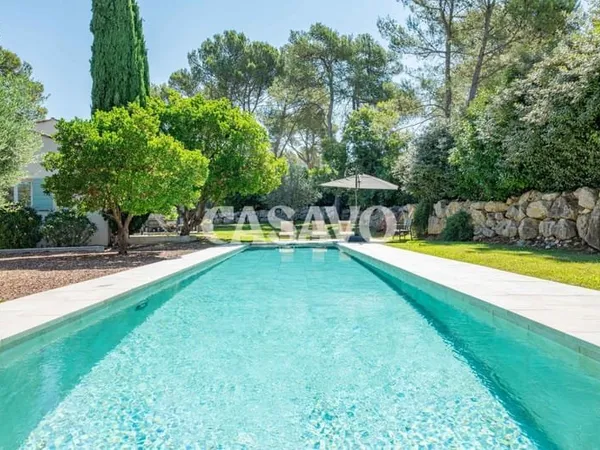 Vente Maison 7 pièces de 230m² - 13100 Le Tholonet