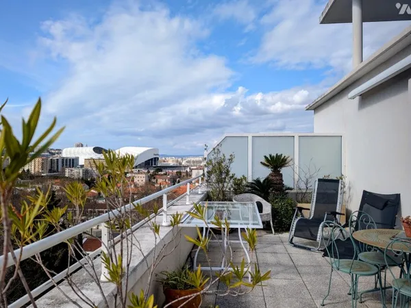 Appartement 5 pièces 99 m²