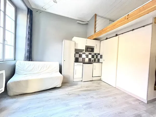 T1 bis Meublé, 21.47 m2 avec Mezzanine - JEANNE D'ARC