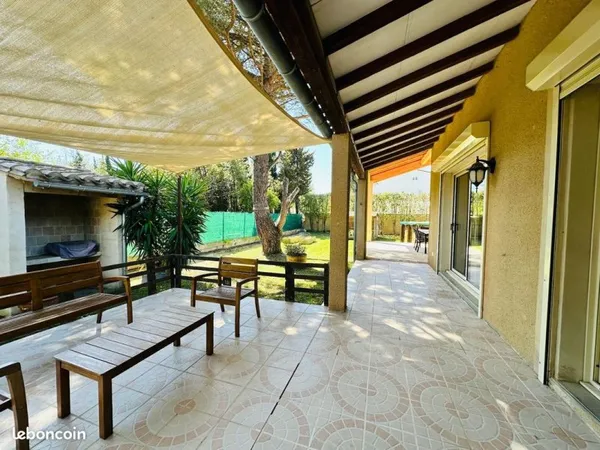 Maison rénovée 170m2 - 4 ch - terrain 921 m2 - 319 000