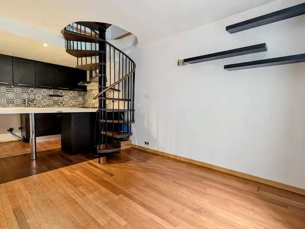 TOULOUSE - Haut Rue Gabriel Péri - MAISON DE VILLE 3 pièces DE 60 M² AVEC TERRASSE.