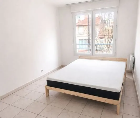 Appartement T2 - 43 m² avec Parking & Box - Antony