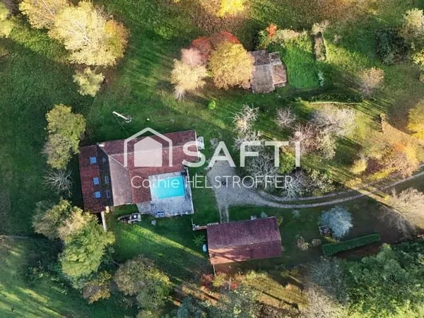 Belle propriété avec maison type longère et gîte indépendant