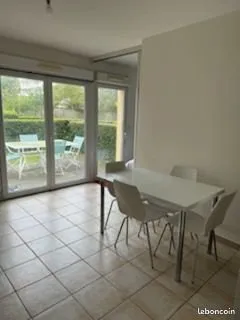 Appartement F2 loué