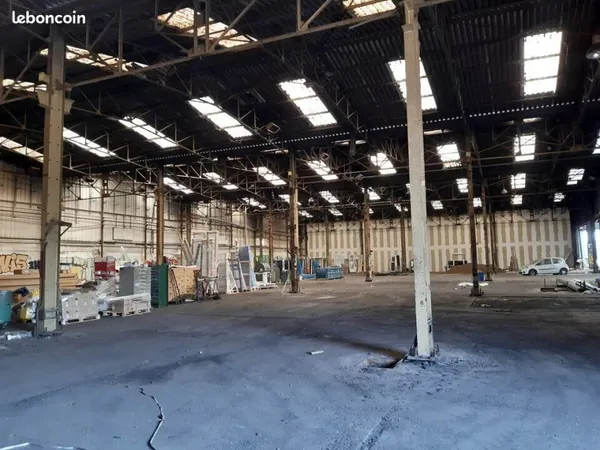 LOCAL D'ACTIVITE 2308 m² TOURS