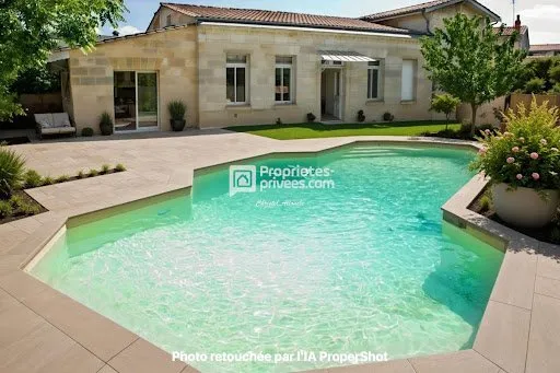 Maison 9 pièces 320 m²