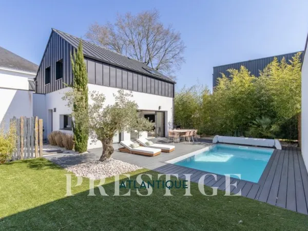 ORVAULT - MAISON DE 110 M2 - PISCINE CHAUFFÉE