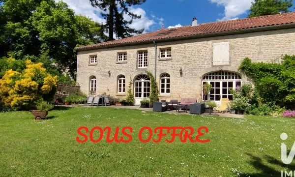 Maison 7 pièces 217 m²