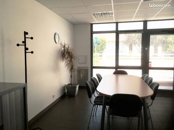 Local d'activité commerciale + Garage 125m2