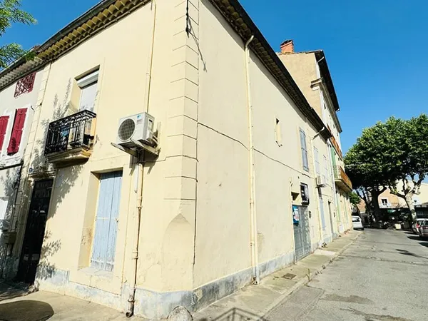 Maison Nissan-Lez-Enserune 8 pièces -153.48 m²