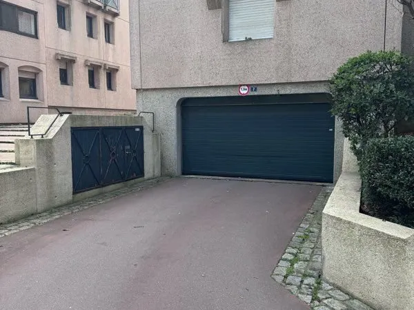 Location place parking