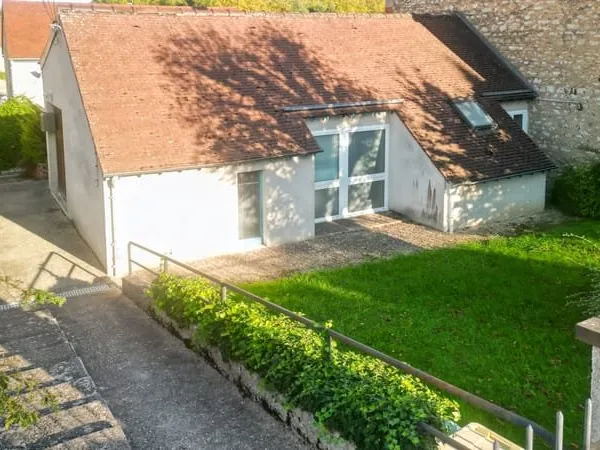 Local Professionnel - Possibilité d'habitation