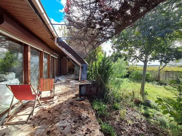 À VENDRE - ESPACE ATYPIQUE RARE - ENTRE NIMES ET ALÈS