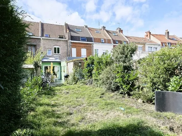 Maison 115 m² à Saint-Andre-Lez-Lille