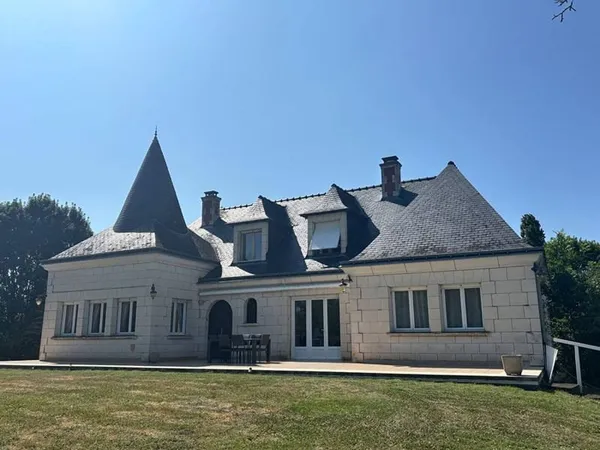 Maison 9 pièces 281 m²