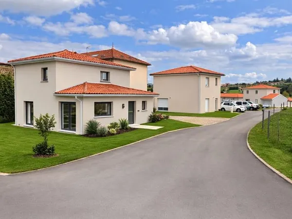 TERRAIN CONSTRUCTIBLE A AVEIZIEUX