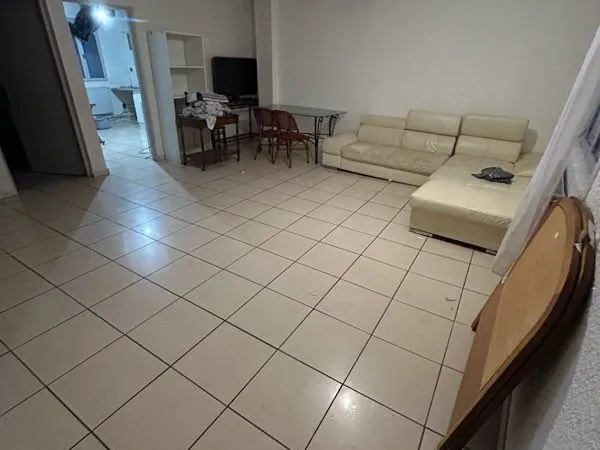 Chambre meublée en colocation - Proche Tram A & Commerces