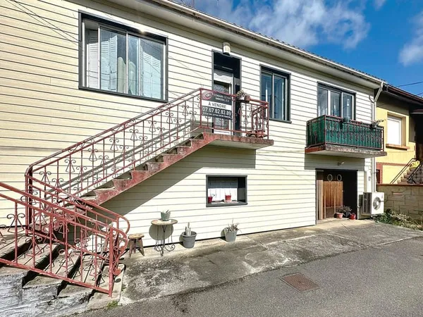 PAMIERS : MAISON DE TYPE 4 A VENDRE DE 121 M2 AVEC GRAND GA