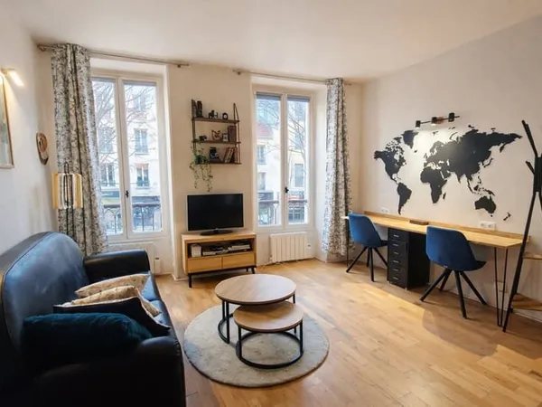 Mo Louis Blanc - Faubourg St Martin - Studio avec mezzanine de 29m2 au sol (22m2 LC)