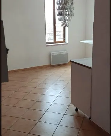 T2 tres belle vue, pas de dépôt de garantie