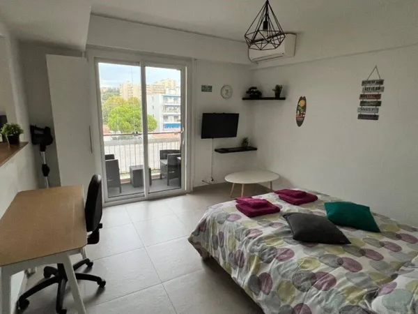 Studio 1 pièce 33 m²