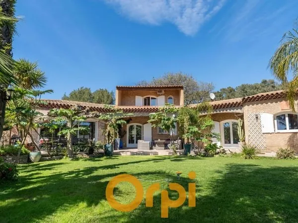 Maison 5 pièces 170 m²