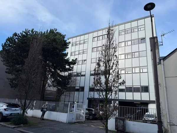 Bureaux 105 m²