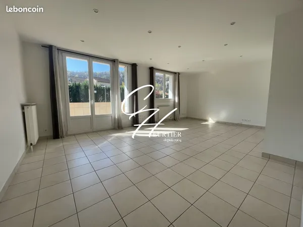 Appartement 3 pièces 56 m²