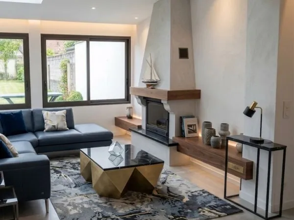 Maison + jardin + garage + dependances