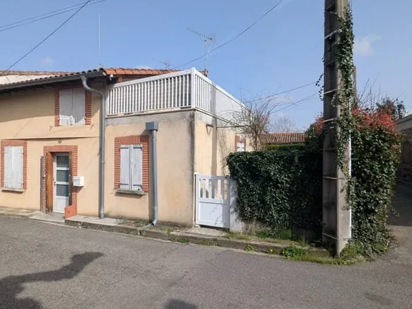 MAISON DE TYPE 3 DE 71M² - AUTERIVE (CENTRE DU VILLAGE)