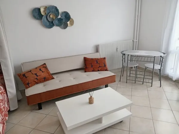 Appartement Location Saint-André-les-Vergers 1p 26m² 550€