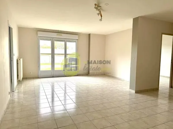 12 Appartements du T3 au T5 de 89 à 118 m² à Mehun sur yèvre